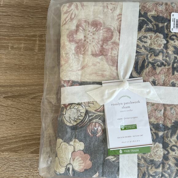 Pottery Barn Rosalyn Patchwork Pillow Sham Euro 26x26 NWT - Picture 3 of 4